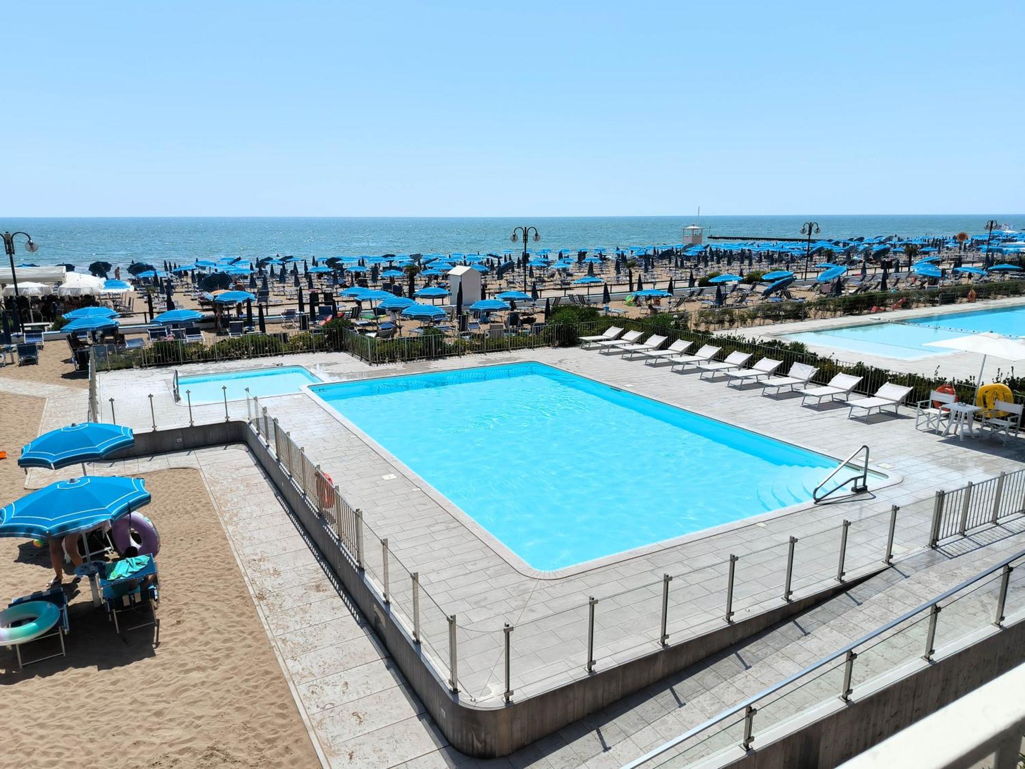 Apollo Fronte Mare Apartment